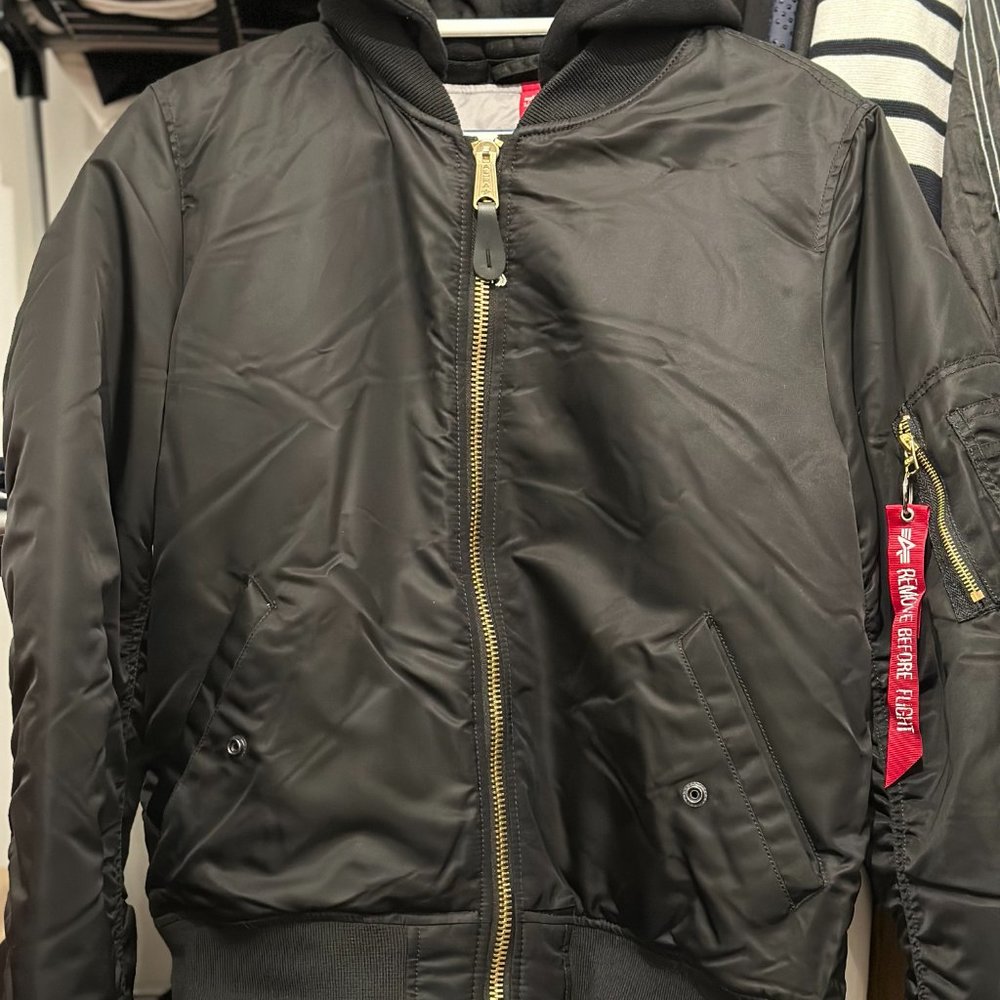 ** SOLD ** - Picture 2 of 10